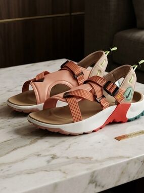 Nike Women's Oneonta Sandals DJ6602-800 Size 9